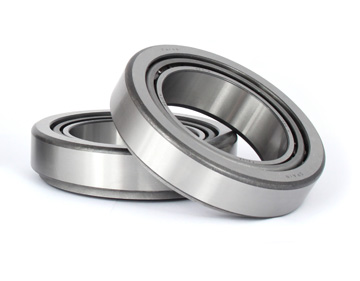 Tapered roller bearings  (F 15365)